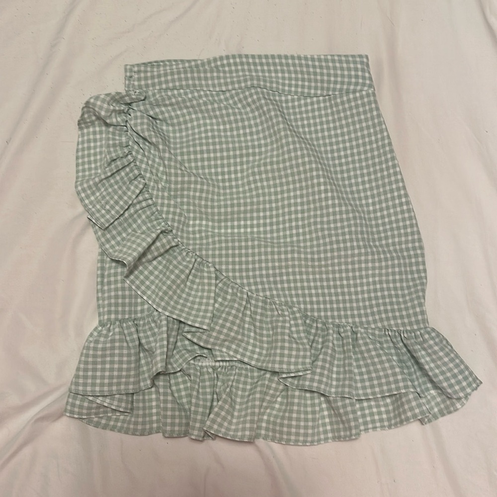 3/$50 NWOT ASOS Luxe Green  Plaid Skirt Size 4